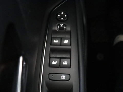 Peugeot 3008 1.6 HYbrid 225 Allure Pack Business SOG 98,2% | Navigatie | Dodehoek ASS | Apple Carplay | Camera |