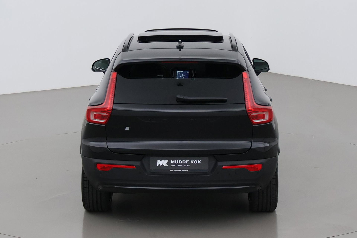 Volvo EX40 Single Motor Extended Range Plus Black Edition | 82 kWh | Harman/Kardon | Panoramadak | 360° Camera | BLIS | 20 Inch