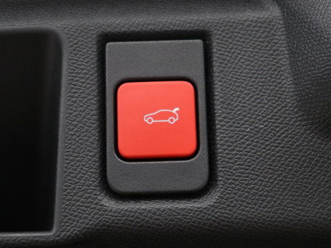 Opel Grandland 1.2 Turbo Hybrid Business Edition | Automaat | Apple Carplay | Dodehoek Ass. | Stuurwielverwarming | Camera |