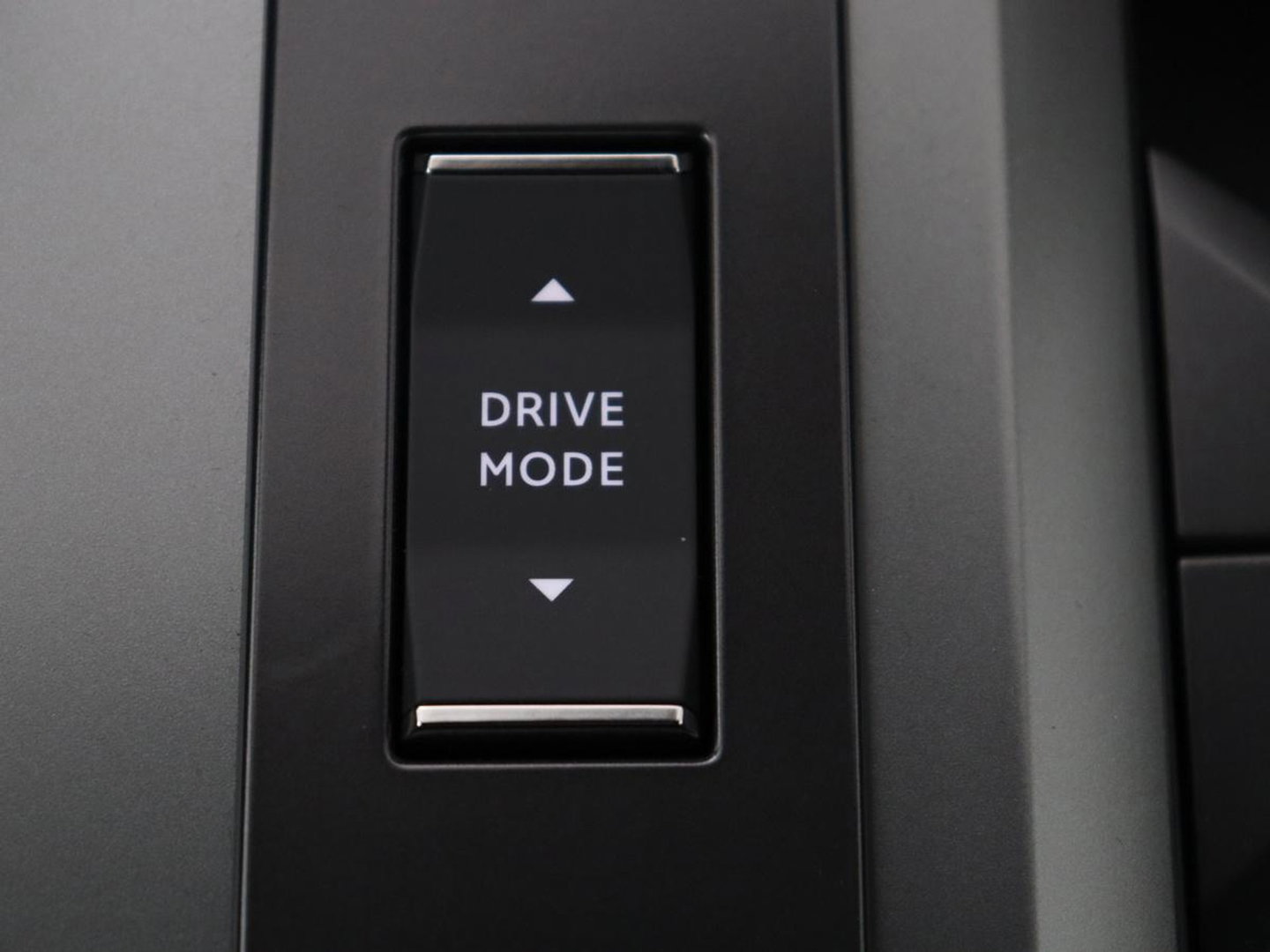 Opel Grandland 1.2 Turbo Hybrid Business Edition | Automaat | Apple Carplay | Dodehoek Ass. | Stuurwielverwarming | Camera |