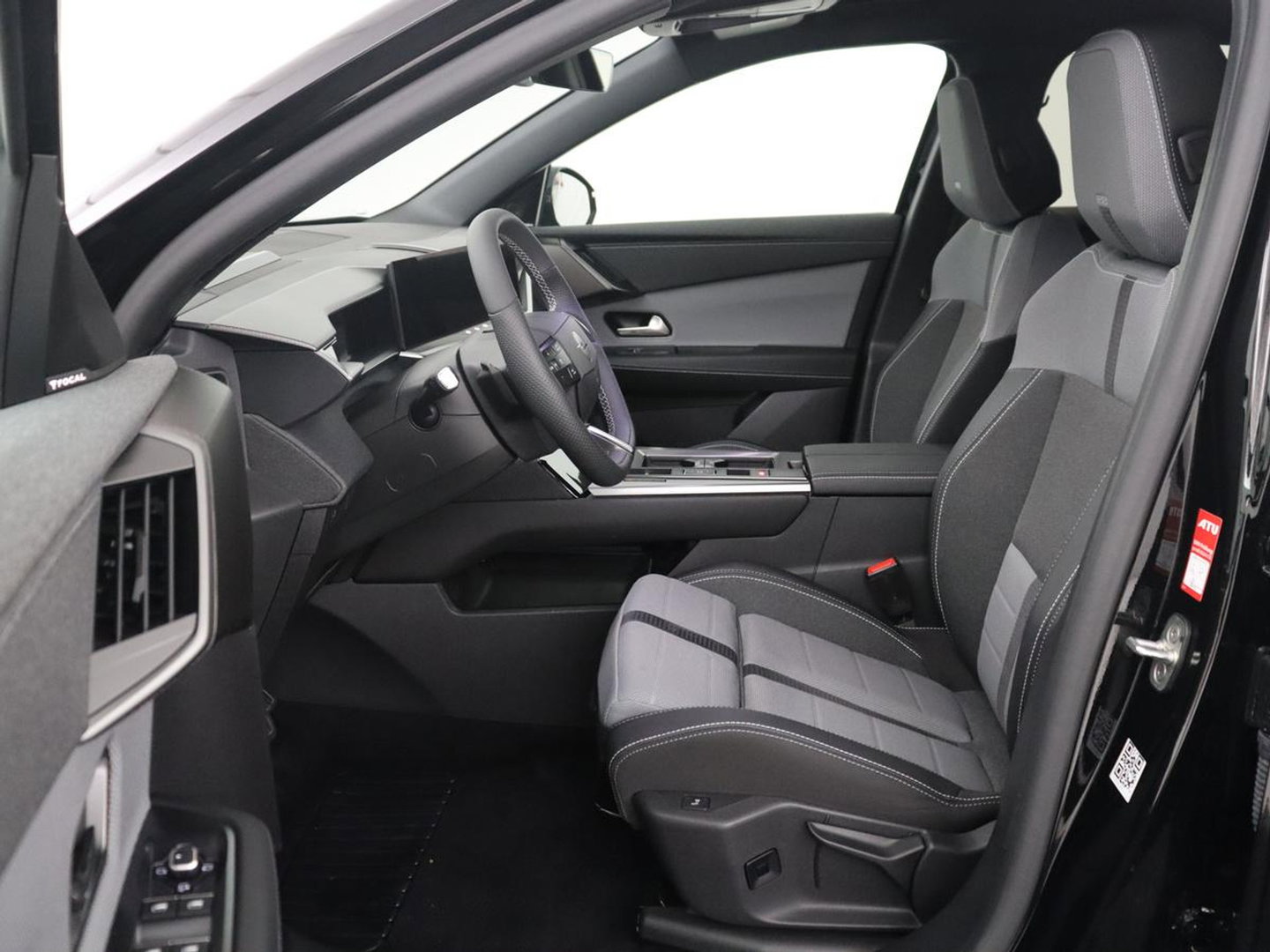 Opel Grandland 1.2 Turbo Hybrid Business Edition | Automaat | Apple Carplay | Dodehoek Ass. | Stuurwielverwarming | Camera |