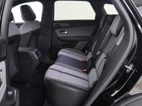 Opel Grandland 1.2 Turbo Hybrid Business Edition | Automaat | Apple Carplay | Dodehoek Ass. | Stuurwielverwarming | Camera |