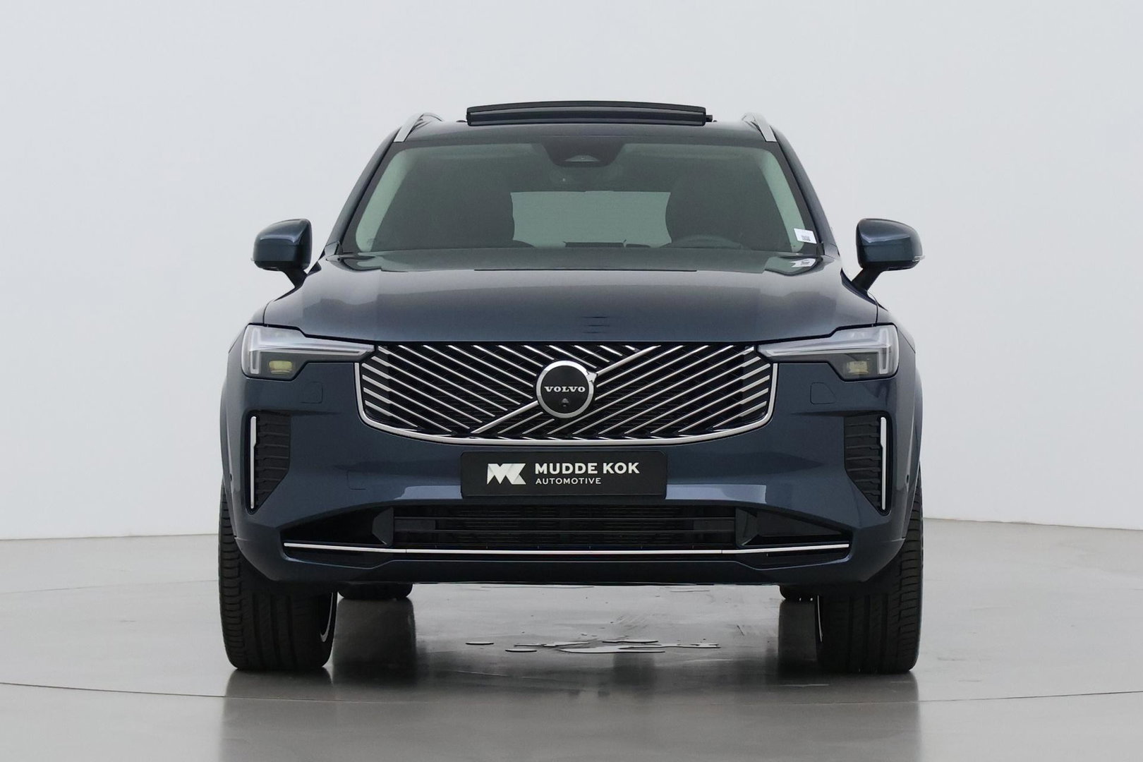 Volvo XC90 T8 Ultra Bright | MY27 | Harman/Kardon | Panoramadak | Trekhaak | 360° Camera | Head-Up | ACC | 21 Inch