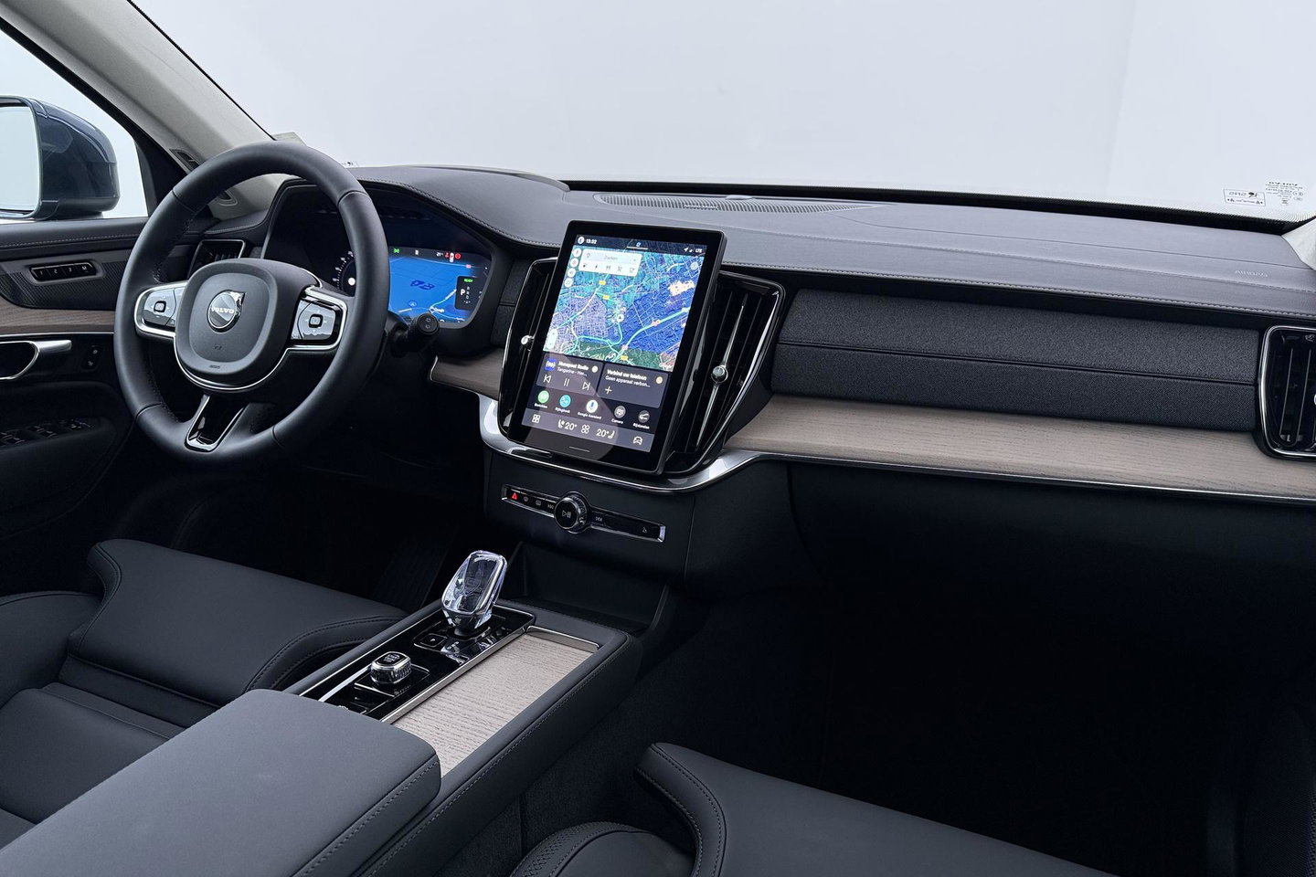 Volvo XC90 T8 Ultra Bright | MY27 | Harman/Kardon | Panoramadak | Trekhaak | 360° Camera | Head-Up | ACC | 21 Inch