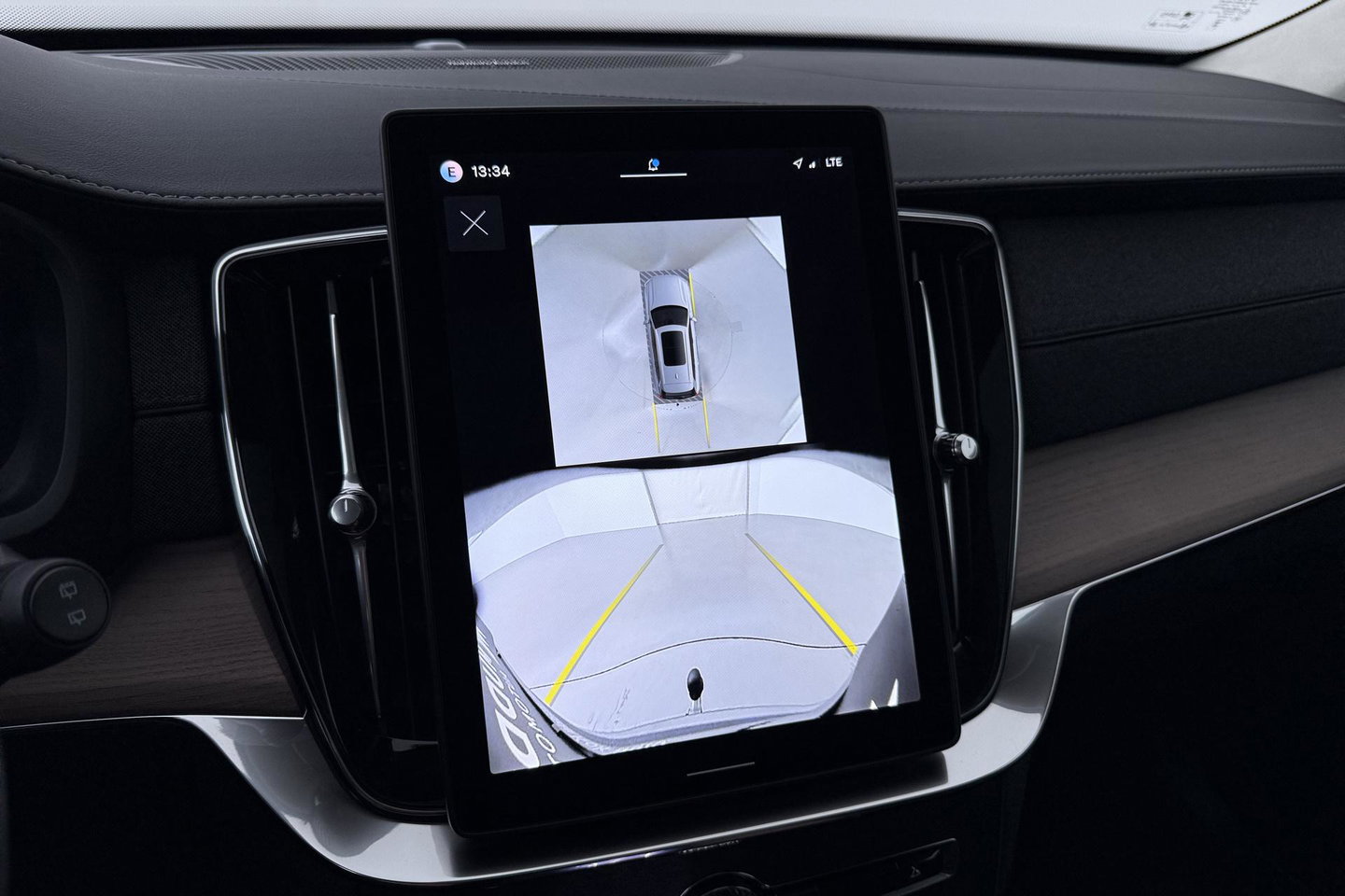 Volvo XC90 T8 Ultra Bright | MY27 | Harman/Kardon | Panoramadak | Trekhaak | 360° Camera | Head-Up | ACC | 21 Inch