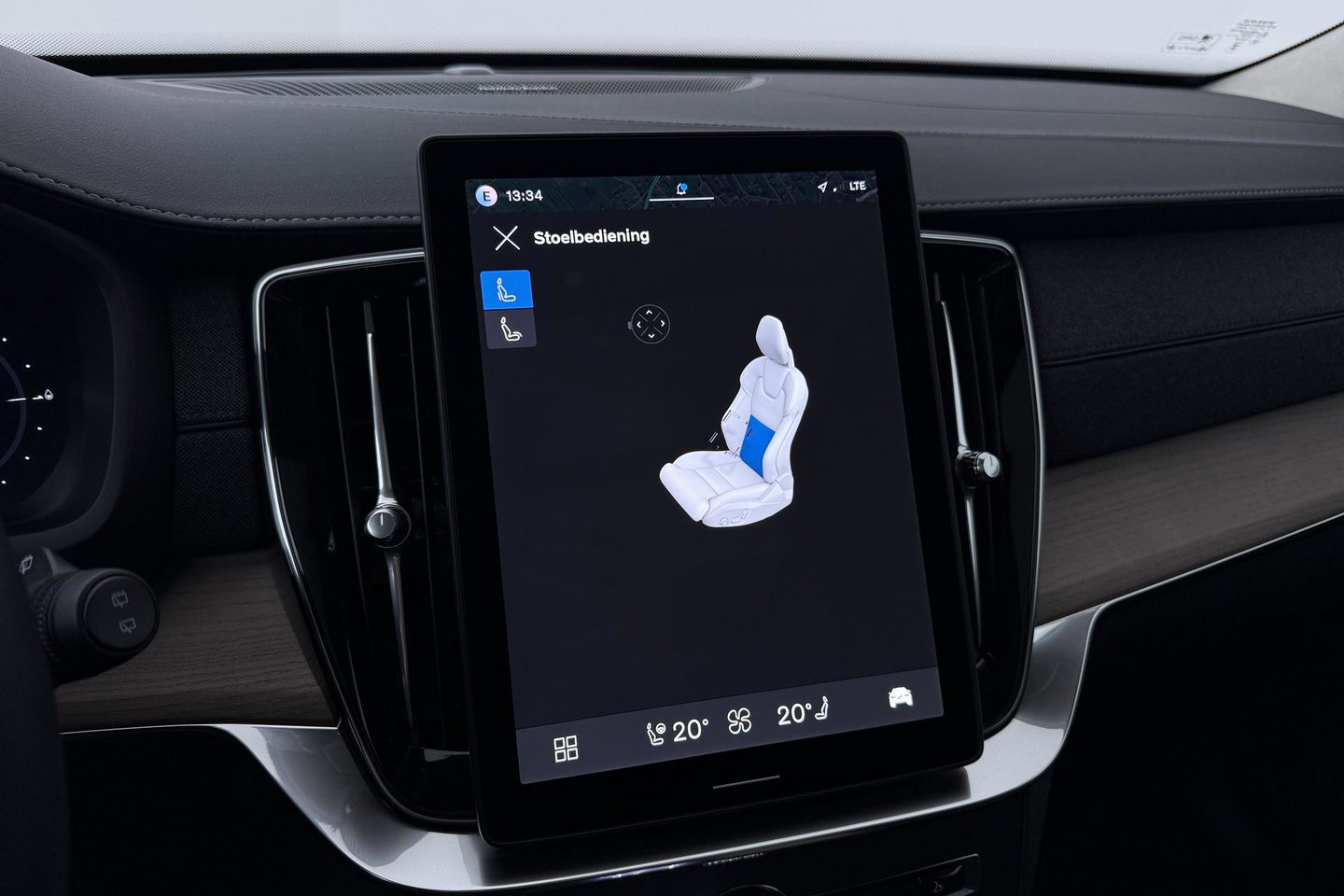 Volvo XC90 T8 Ultra Bright | MY27 | Harman/Kardon | Panoramadak | Trekhaak | 360° Camera | Head-Up | ACC | 21 Inch