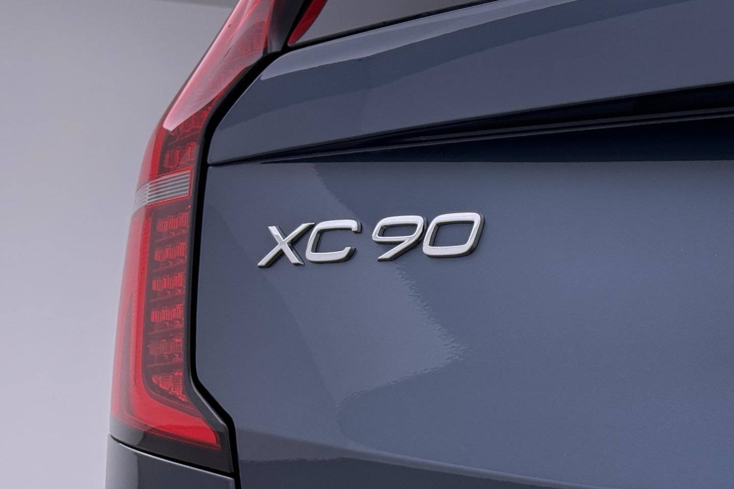Volvo XC90 T8 Ultra Bright | MY27 | Harman/Kardon | Panoramadak | Trekhaak | 360° Camera | Head-Up | ACC | 21 Inch
