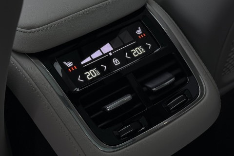 Volvo XC90 T8 Ultra Bright | Bowers&Wilkins | Luchtvering | Trekhaak | Panoramadak | 360° Camera | Massage | Stoelventilatie | 22 Inch