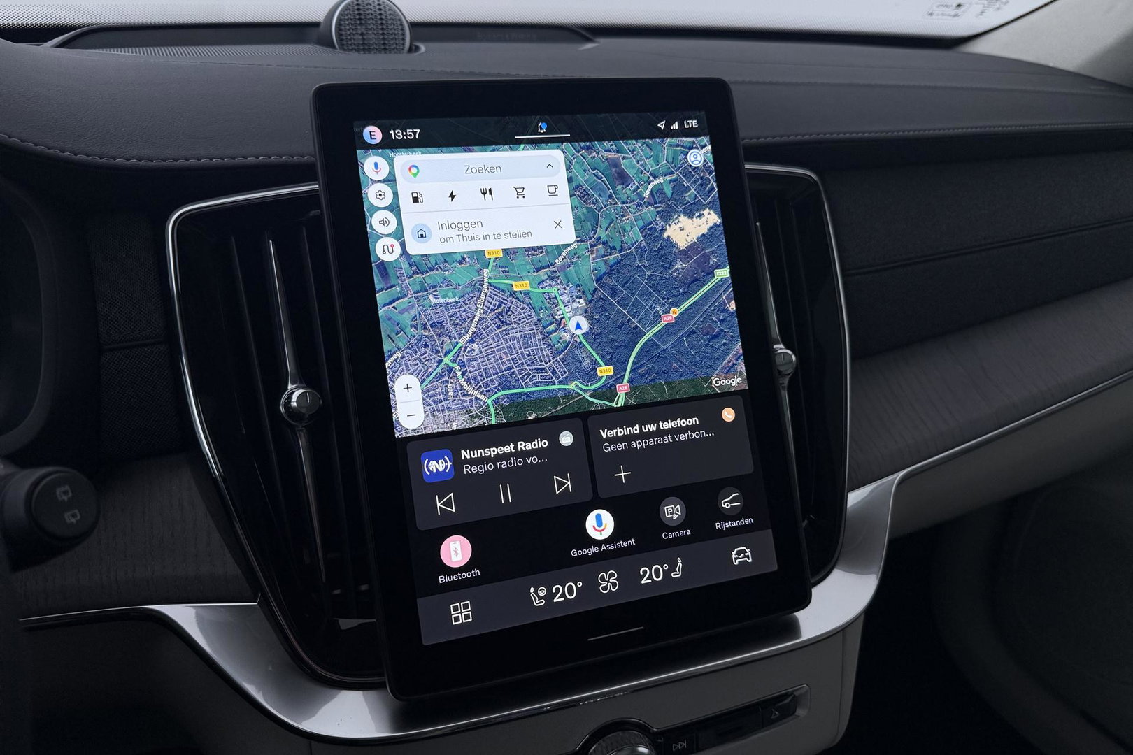 Volvo XC90 T8 Ultra Bright | Bowers&Wilkins | Luchtvering | Trekhaak | Panoramadak | 360° Camera | Massage | Stoelventilatie | 22 Inch