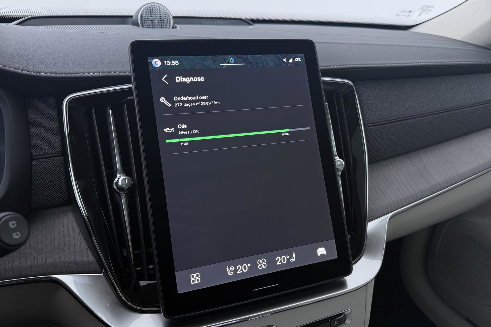 Volvo XC90 T8 Ultra Bright | Bowers&Wilkins | Luchtvering | Trekhaak | Panoramadak | 360° Camera | Massage | Stoelventilatie | 22 Inch
