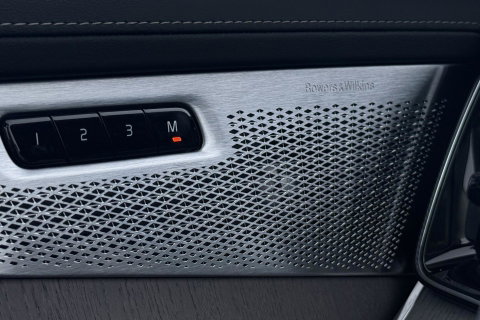 Volvo XC90 T8 Ultra Bright | Bowers&Wilkins | Luchtvering | Trekhaak | Panoramadak | 360° Camera | Massage | Stoelventilatie | 22 Inch