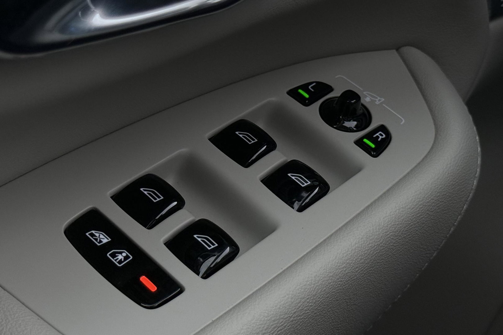 Volvo XC90 T8 Ultra Bright | Bowers&Wilkins | Luchtvering | Trekhaak | Panoramadak | 360° Camera | Massage | Stoelventilatie | 22 Inch