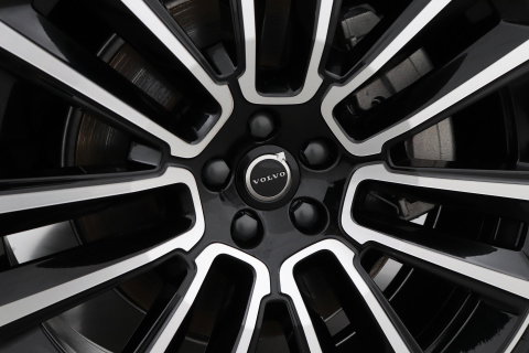 Volvo XC90 T8 Ultra Bright | MY27 | Bowers&Wilkins | Luchtvering | Panoramadak | 360° Camera | Trekhaak | Massage | Head-Up | 22 Inch