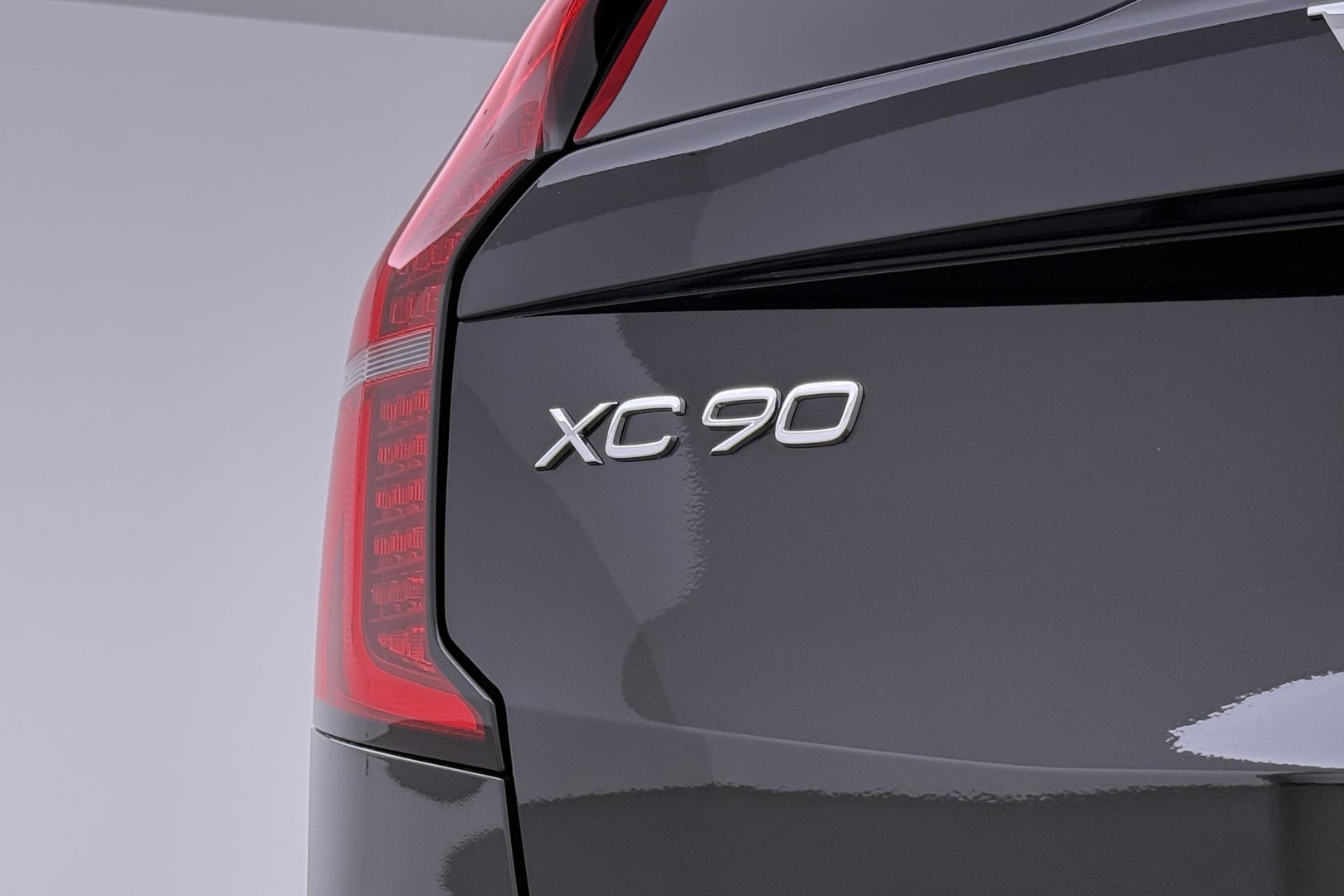 Volvo XC90 T8 Ultra Bright | MY27 | Bowers&Wilkins | Luchtvering | Panoramadak | 360° Camera | Trekhaak | Massage | Head-Up | 22 Inch