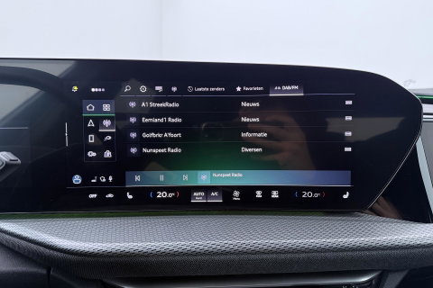 Audi Q5 2.0 TFSI e-Hybrid Quattro S Edition | FACELIFT | ACC | Trekhaak | 360° Camera | Tech Plus | Matrix LED | Keyless | Getint glas