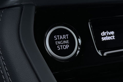 Audi Q5 2.0 TFSI e-Hybrid Quattro S Edition | FACELIFT | ACC | Trekhaak | 360° Camera | Tech Plus | Matrix LED | Keyless | Getint glas