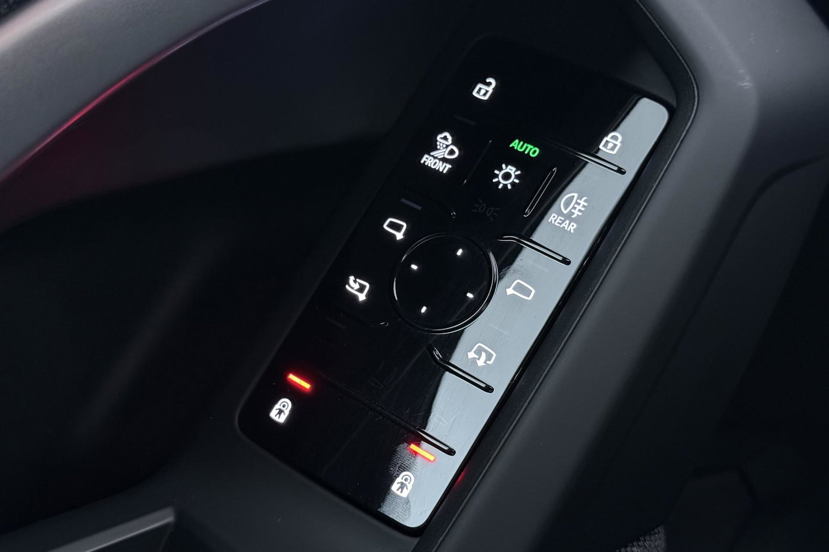 Audi Q5 2.0 TFSI e-Hybrid Quattro S Edition | FACELIFT | ACC | Trekhaak | 360° Camera | Tech Plus | Matrix LED | Keyless | Getint glas