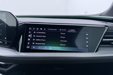 Audi Q5 2.0 TFSI e-Hybrid Quattro S Edition | FACELIFT | ACC | Trekhaak | 360° Camera | Tech Plus | Matrix LED | Keyless | Getint glas