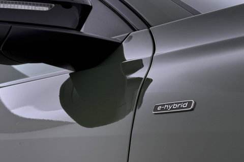 Audi Q5 2.0 TFSI e-Hybrid Quattro S Edition | FACELIFT | ACC | Trekhaak | 360° Camera | Tech Plus | Matrix LED | Keyless | Getint glas