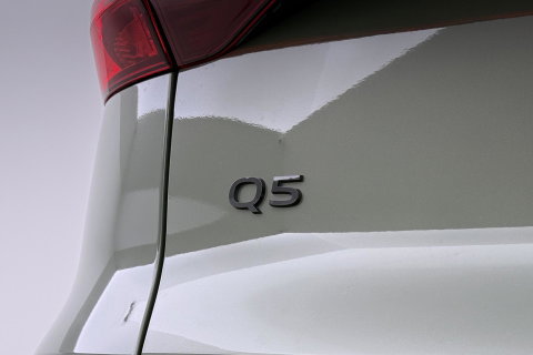 Audi Q5 2.0 TFSI e-Hybrid Quattro S Edition | FACELIFT | ACC | Trekhaak | 360° Camera | Tech Plus | Matrix LED | Keyless | Getint glas