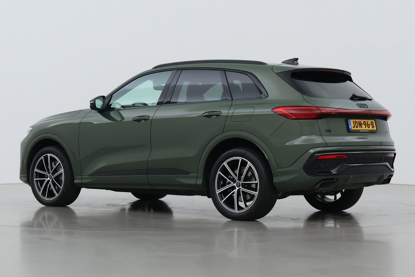 Audi Q5 2.0 TFSI e-Hybrid Quattro S Edition | FACELIFT | ACC | Trekhaak | 360° Camera | Tech Plus | Matrix LED | Keyless | Getint glas