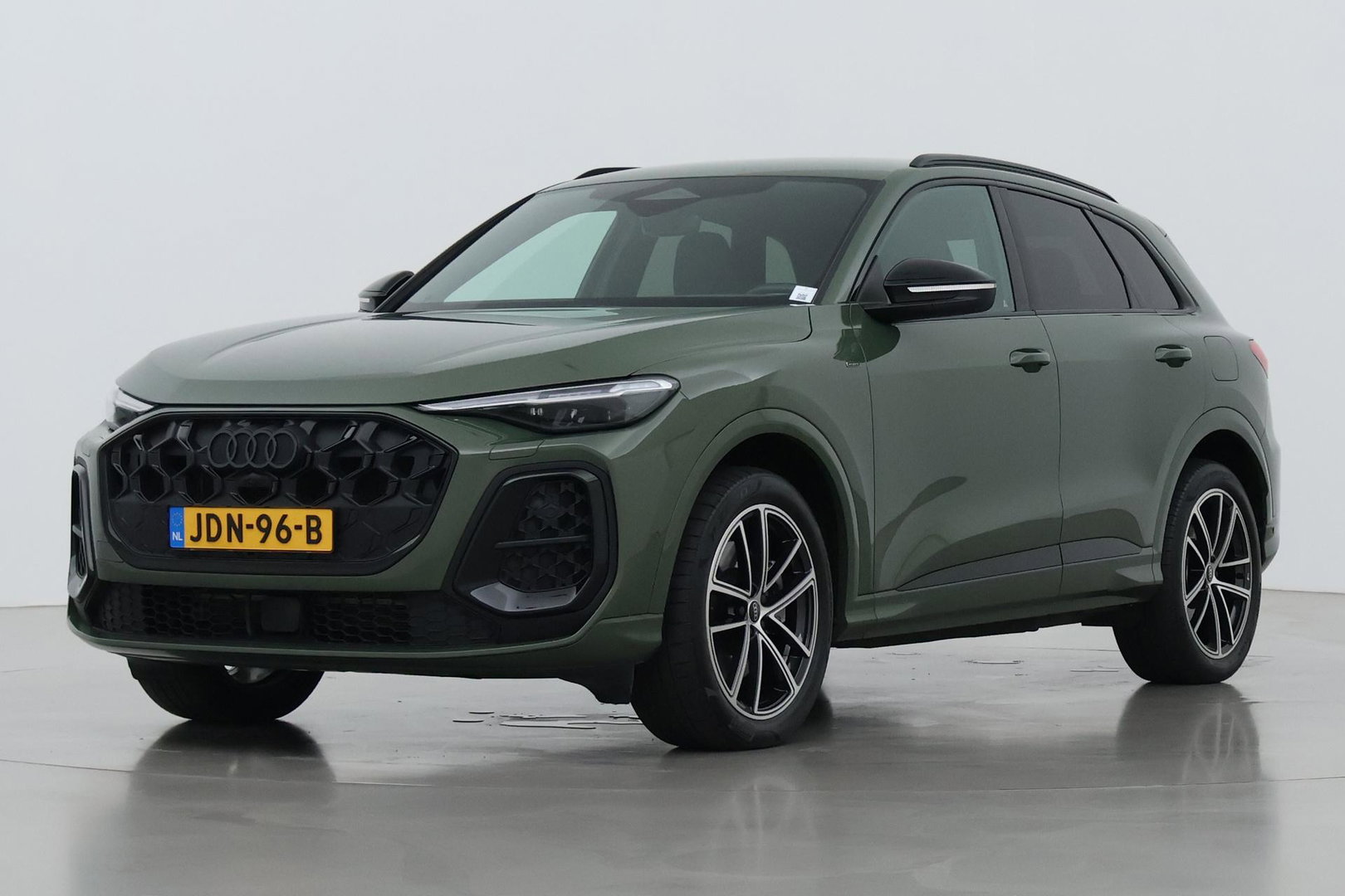 Audi Q5 2.0 TFSI e-Hybrid Quattro S Edition | FACELIFT | ACC | Trekhaak | 360° Camera | Tech Plus | Matrix LED | Keyless | Getint glas