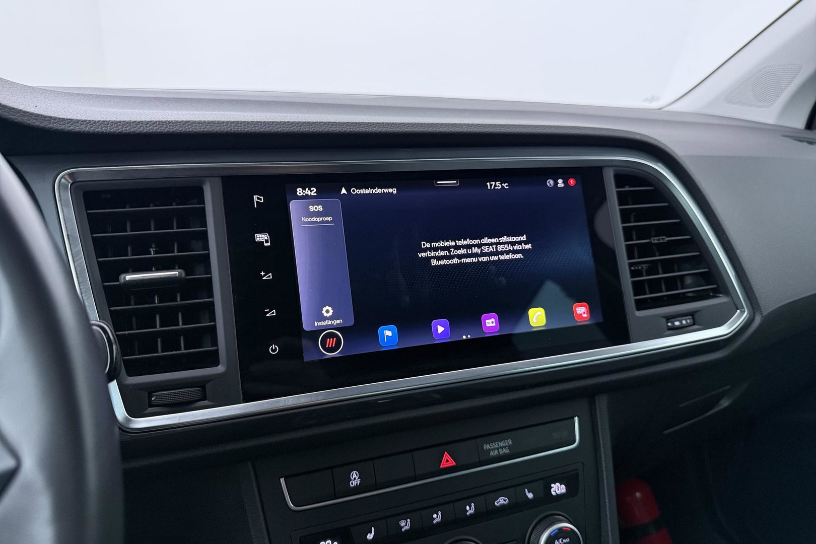 SEAT Ateca 1.5 TSI Style Business Intense | Trekhaak | Stoel+Stuurverwarming | Getint glas | Navigatie | | LED | Cruise Control