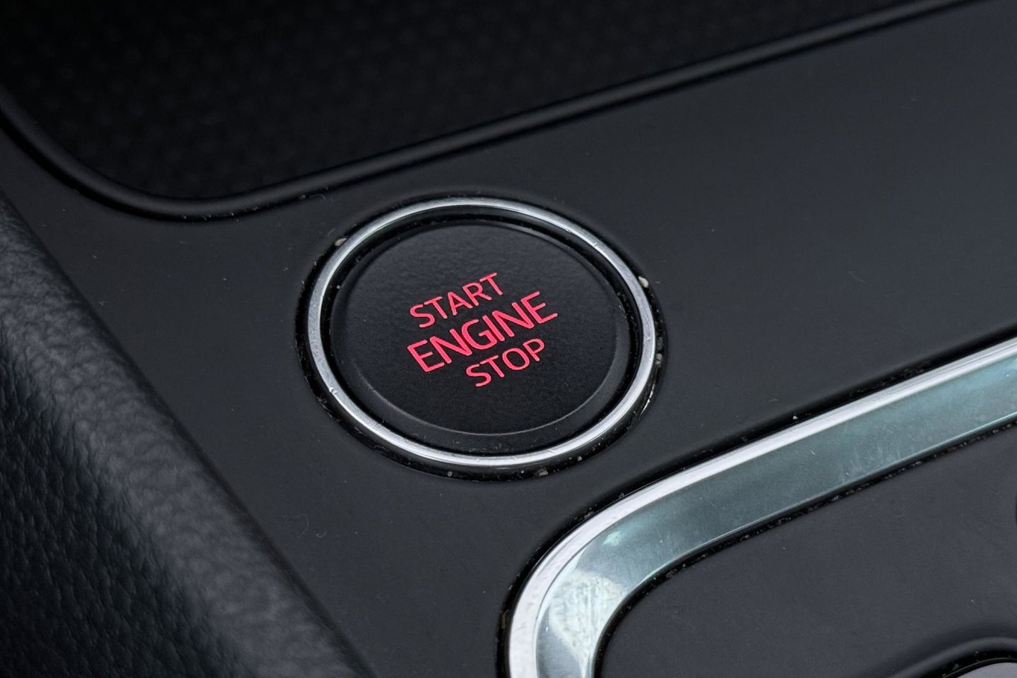 SEAT Ateca 1.5 TSI Style Business Intense | Trekhaak | Stoel+Stuurverwarming | Getint glas | Navigatie | | LED | Cruise Control