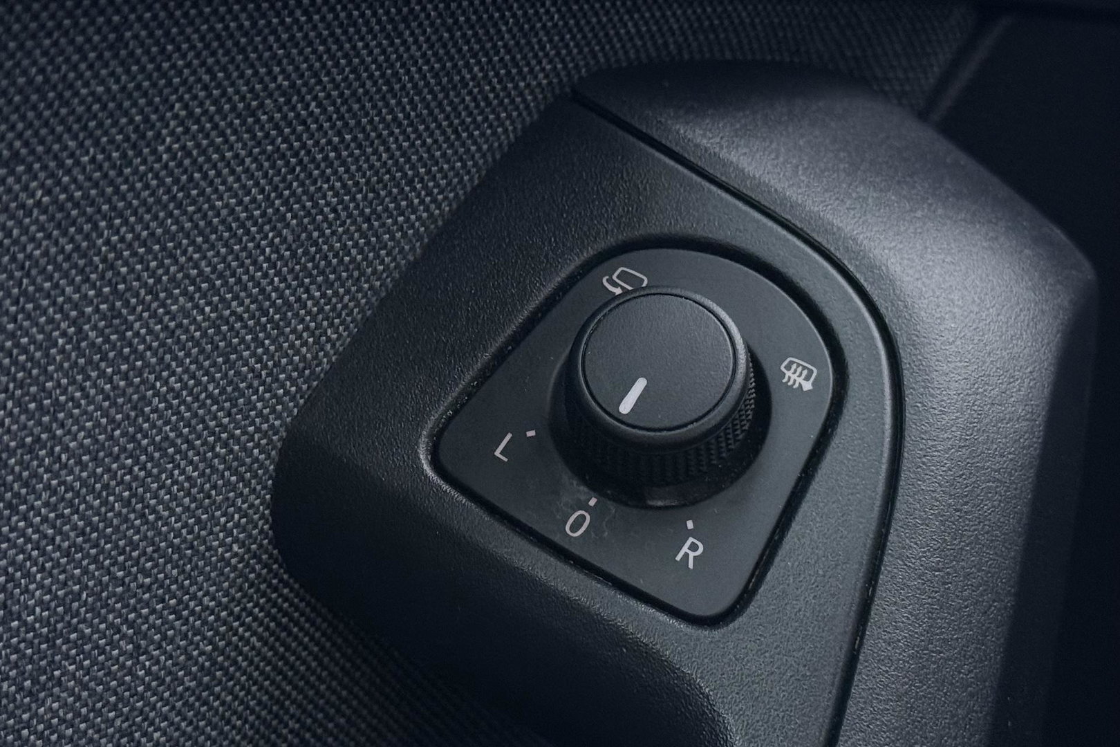 SEAT Ateca 1.5 TSI Style Business Intense | Trekhaak | Stoel+Stuurverwarming | Getint glas | Navigatie | | LED | Cruise Control