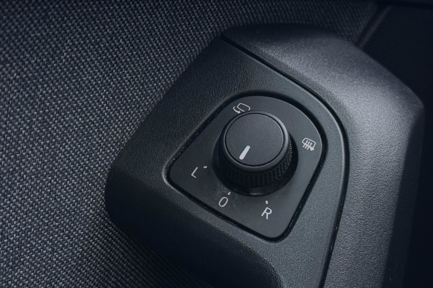 SEAT Ateca 1.5 TSI Style Business Intense | Trekhaak | Stoel+Stuurverwarming | Getint glas | Navigatie | | LED | Cruise Control