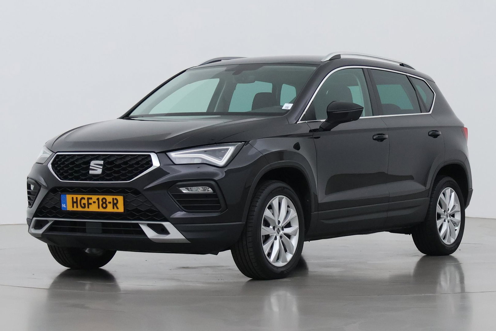SEAT Ateca 1.5 TSI Style Business Intense | Trekhaak | Stoel+Stuurverwarming | Getint glas | Navigatie | | LED | Cruise Control