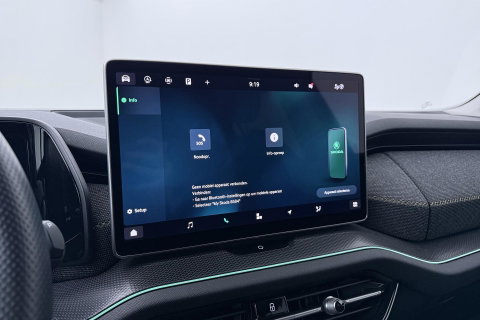 Škoda Kodiaq 1.5 TSI MHEV Tour Edition | ACC | Trekhaak | Memory | Keyless | Camera | Stoelverwarming | Getint glas | LED | 20 Inch