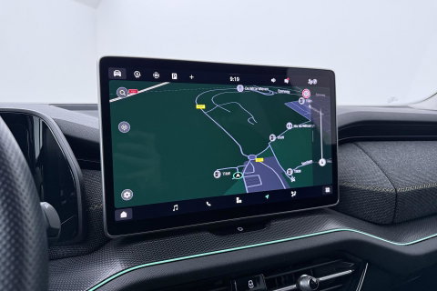 Škoda Kodiaq 1.5 TSI MHEV Tour Edition | ACC | Trekhaak | Memory | Keyless | Camera | Stoelverwarming | Getint glas | LED | 20 Inch
