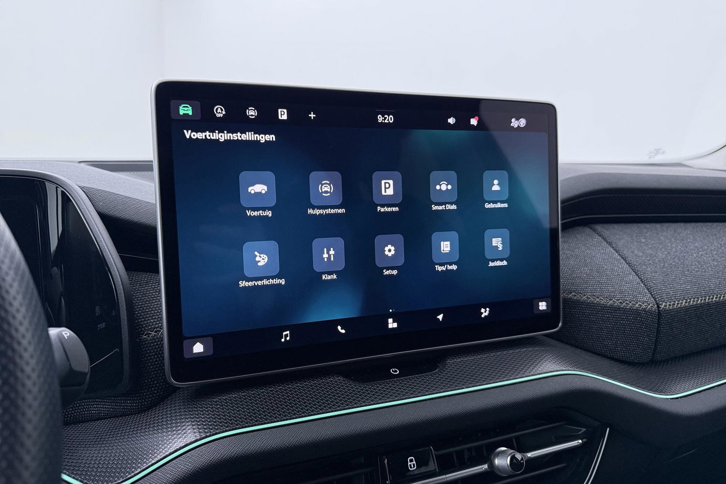 Škoda Kodiaq 1.5 TSI MHEV Tour Edition | ACC | Trekhaak | Memory | Keyless | Camera | Stoelverwarming | Getint glas | LED | 20 Inch