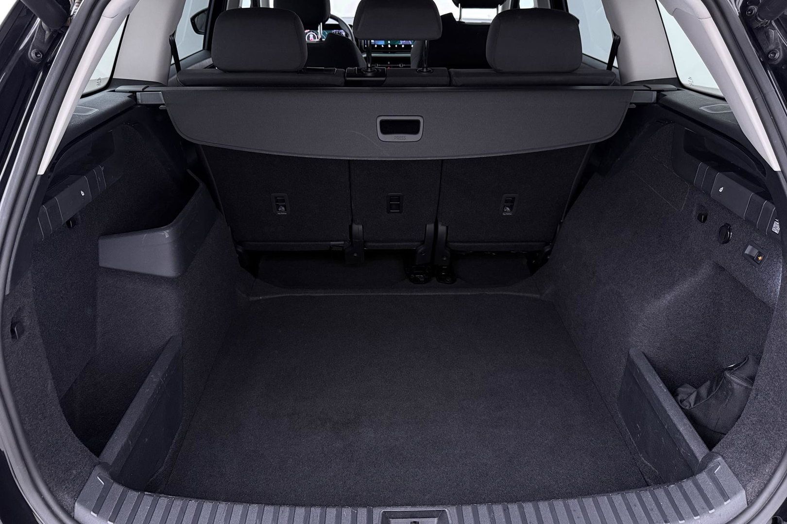 Škoda Kodiaq 1.5 TSI MHEV Tour Edition | ACC | Trekhaak | Memory | Keyless | Camera | Stoelverwarming | Getint glas | LED | 20 Inch