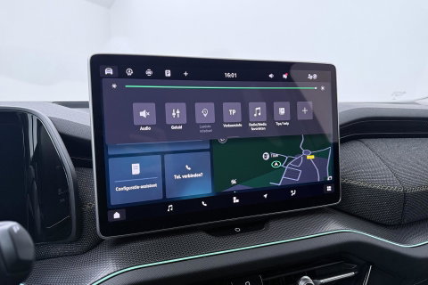 Škoda Kodiaq 1.5 TSI MHEV Tour Edition | ACC | Trekhaak | Keyless | Camera | Stoelverwarming | Memory | Getint glas | 20 Inch