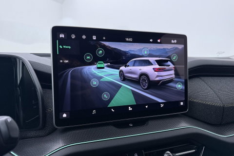 Škoda Kodiaq 1.5 TSI MHEV Tour Edition | ACC | Trekhaak | Keyless | Camera | Stoelverwarming | Memory | Getint glas | 20 Inch