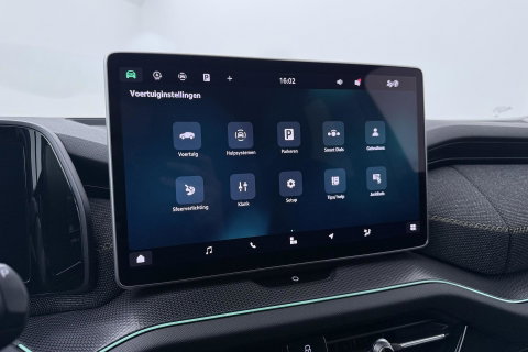 Škoda Kodiaq 1.5 TSI MHEV Tour Edition | ACC | Trekhaak | Keyless | Camera | Stoelverwarming | Memory | Getint glas | 20 Inch
