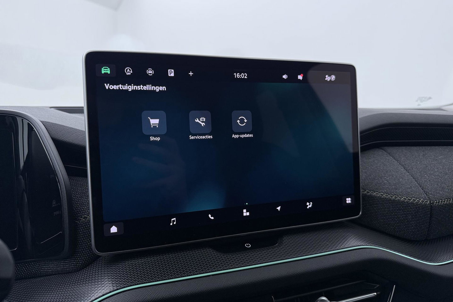 Škoda Kodiaq 1.5 TSI MHEV Tour Edition | ACC | Trekhaak | Keyless | Camera | Stoelverwarming | Memory | Getint glas | 20 Inch