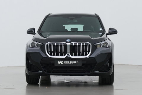 BMW X1 xDrive25e | M Sport | Adaptief M-onderstel | Camera | Adaptieve LED | Cruise Control | Stoelverwarming