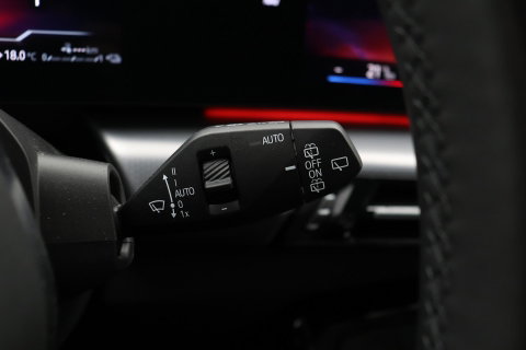 BMW X1 xDrive25e | M Sport | Adaptief M-onderstel | Camera | Adaptieve LED | Cruise Control | Stoelverwarming