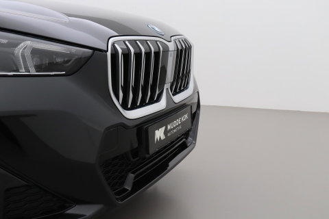 BMW X1 xDrive25e | M Sport | Adaptief M-onderstel | Camera | Adaptieve LED | Cruise Control | Stoelverwarming
