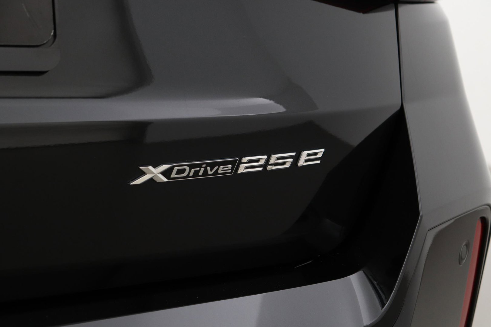 BMW X1 xDrive25e | M Sport | Adaptief M-onderstel | Camera | Adaptieve LED | Cruise Control | Stoelverwarming