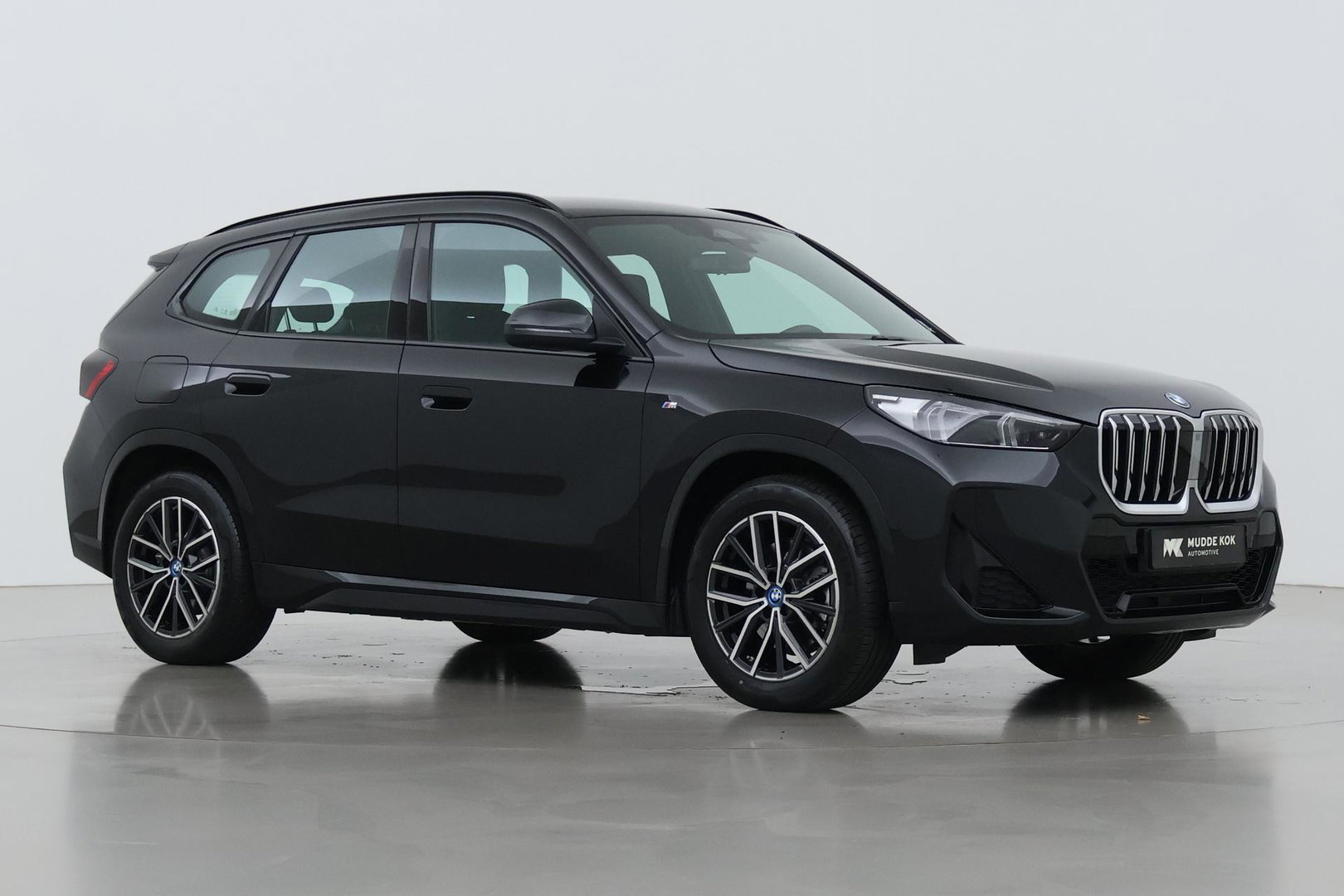BMW X1 xDrive25e | M Sport | Adaptief M-onderstel | Camera | Adaptieve LED | Cruise Control | Stoelverwarming