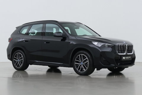 BMW X1 xDrive25e | M Sport | Adaptief M-onderstel | Camera | Adaptieve LED | Cruise Control | Stoelverwarming
