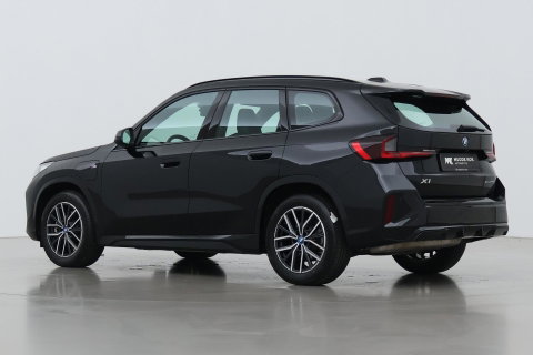 BMW X1 xDrive25e | M Sport | Adaptief M-onderstel | Camera | Adaptieve LED | Cruise Control | Stoelverwarming