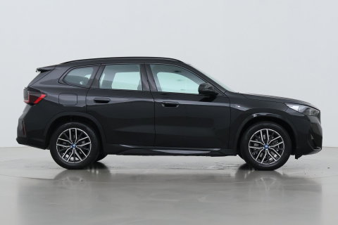 BMW X1 xDrive25e | M Sport | Adaptief M-onderstel | Camera | Adaptieve LED | Cruise Control | Stoelverwarming