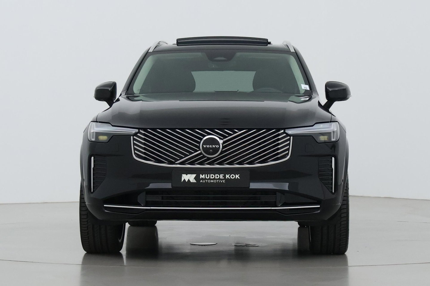 Volvo XC90 T8 Ultra Bright | MY27 | Harman/Kardon | Panoramadak | Trekhaak | 360° Camera | Head-Up | ACC | 21 Inch
