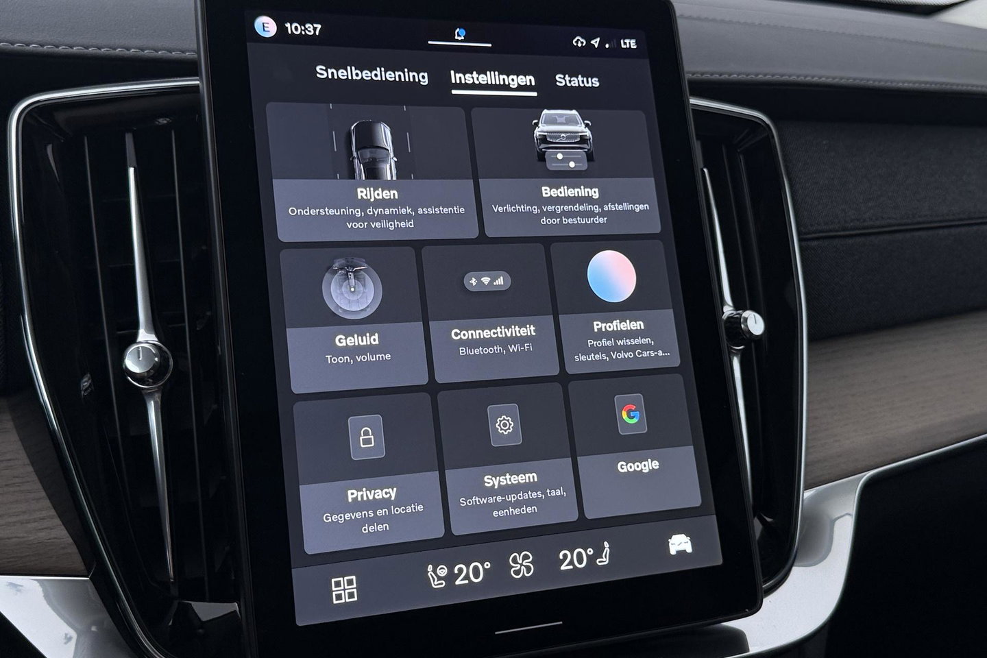 Volvo XC90 T8 Ultra Bright | MY27 | Harman/Kardon | Panoramadak | Trekhaak | 360° Camera | Head-Up | ACC | 21 Inch