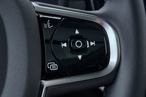 Volvo XC90 T8 Ultra Bright | MY27 | Harman/Kardon | Panoramadak | Trekhaak | 360° Camera | Head-Up | ACC | 21 Inch